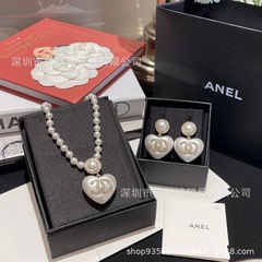 香奶奶家高品质带标双C白桃心珍珠项链女镶钻锁骨链小香爱心耳钉