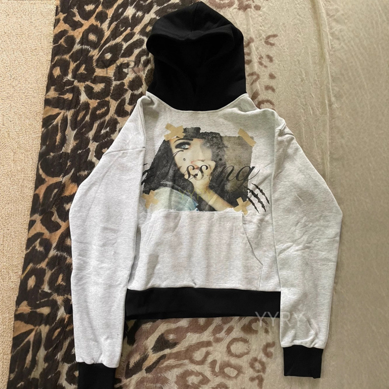 ​Y2K Dark Aesthetic Pullover Hoodie – Oversized Streetwear With Contrast Print & Pocket​_viptrois.com