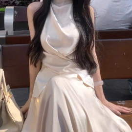 连衣裙;时尚休闲套装;女式针织衫