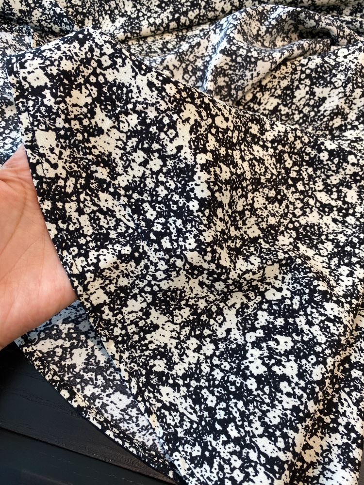 Women's French Retro Chiffon Floral Dress Image 3
