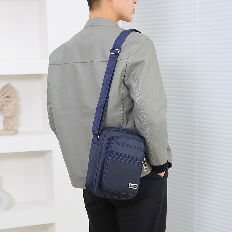 2024 nuevo bolso de hombro de negocios para hombres bolso de hombro de moda simple bolso de horno inclinado bolso al por mayor