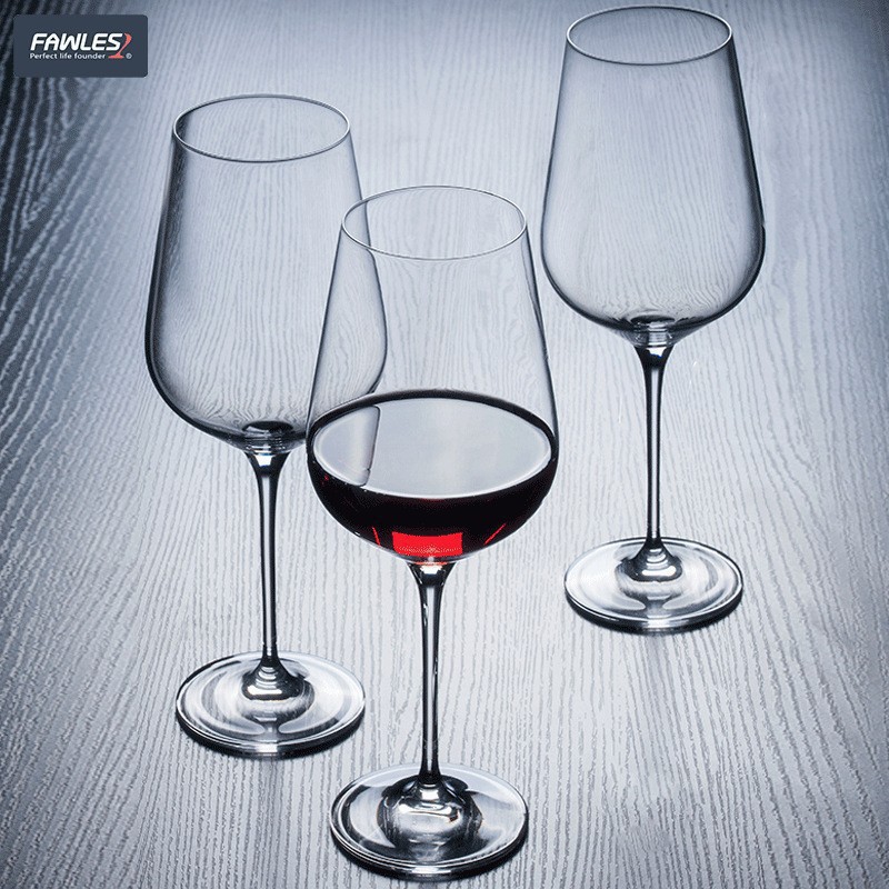 Vaso de vidrio de cristal europeo de vino tinto, vaso de pie alto casero, vaso de vino formado integralmente, vaso de vino extranjero