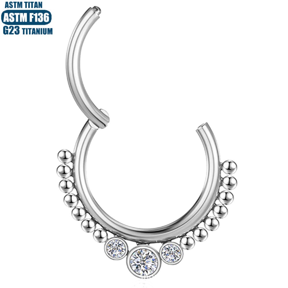 16G labret stud size and finish detail