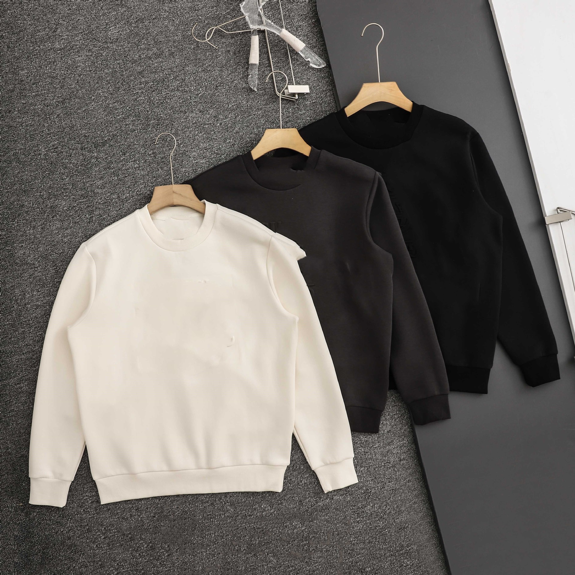 71850 New hooded sweatshirt