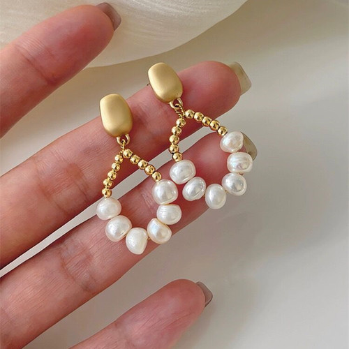 Freshwater Pearl Drop-Shaped Geometric Earrings for Women, French-Style Irregular 925 Silver Needles, Lightweight Luxury Feel, Elegant Stud Earrings