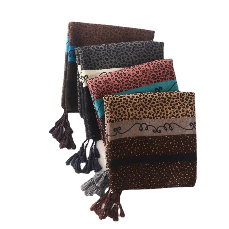 Pañuelo de seda fina transfronteriza de primavera y otoño chal largo moda europea y americana clásico retro estampado de leopardo oscuro bufanda de algodón y lino