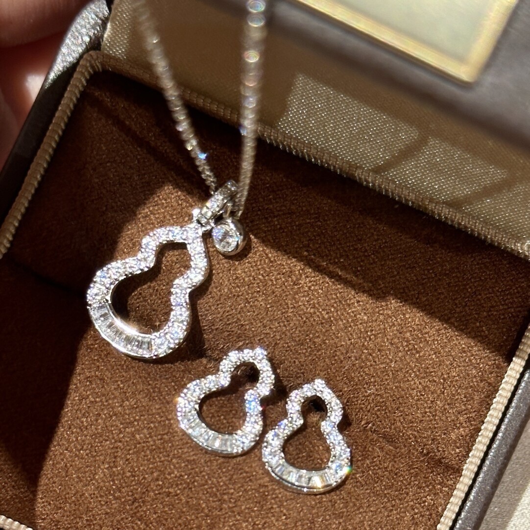 小红书爆款闪光葫芦项链镂空葫芦钻耳钉轻奢高级感时尚百搭饰品