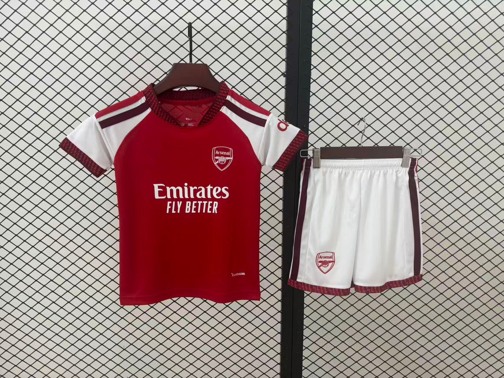 2627 ropa infantil Arsenal