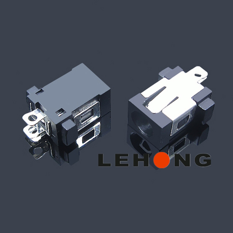 DC-104-3P焊线式/180度接线母座/3.5母座DC电源插座/直流DC插座