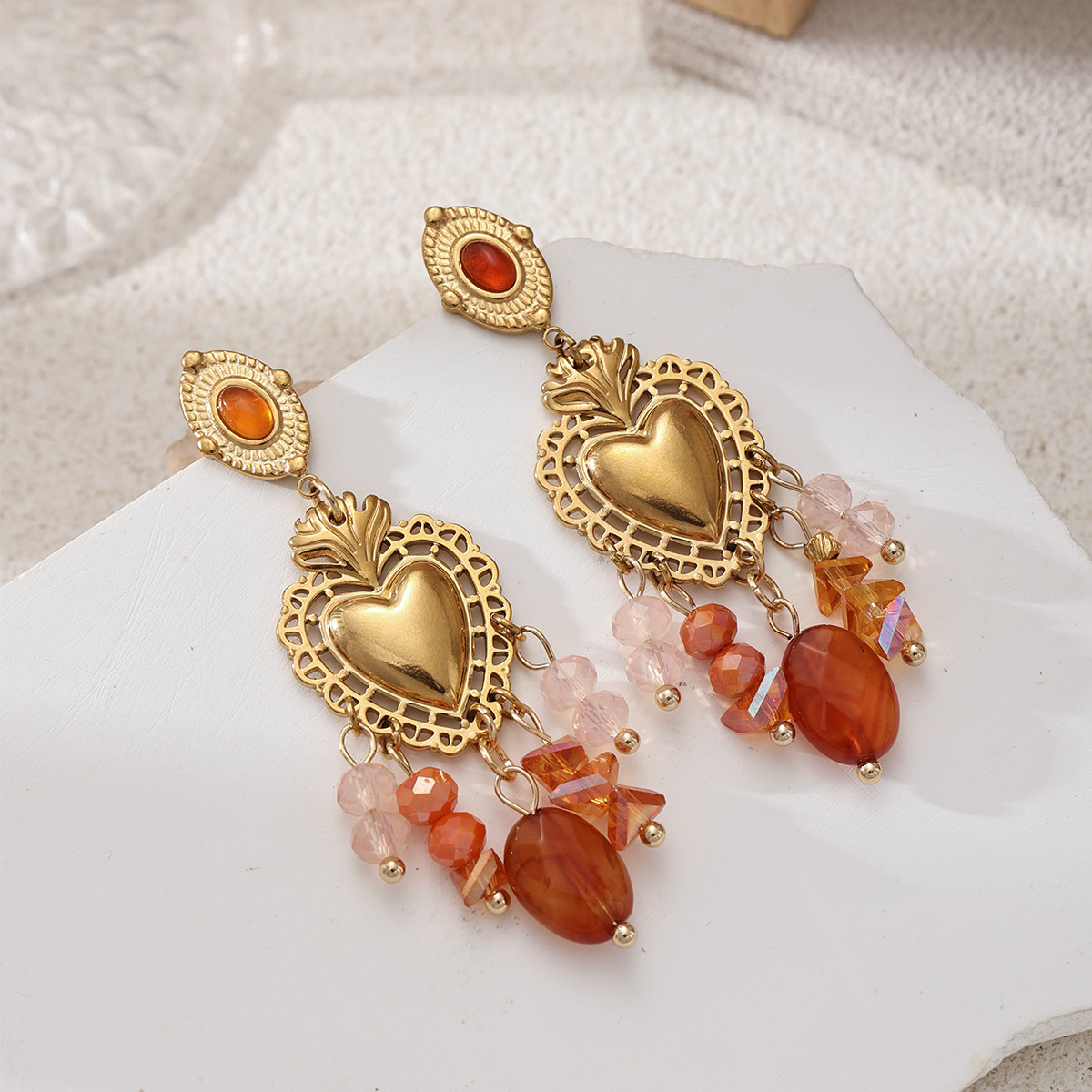 Collar de acero inoxidable para mujeres no se desvanece transfronterizamente, pendientes de borda de amor para mujeres de alta calidad transfronterizas.