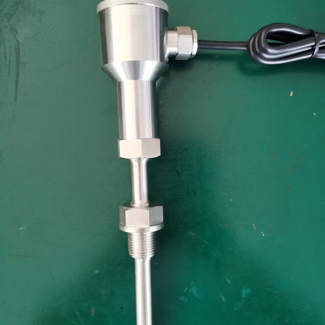 装铠热电阻PT100热电偶K型 防爆 4-20mA远传 温度传感器