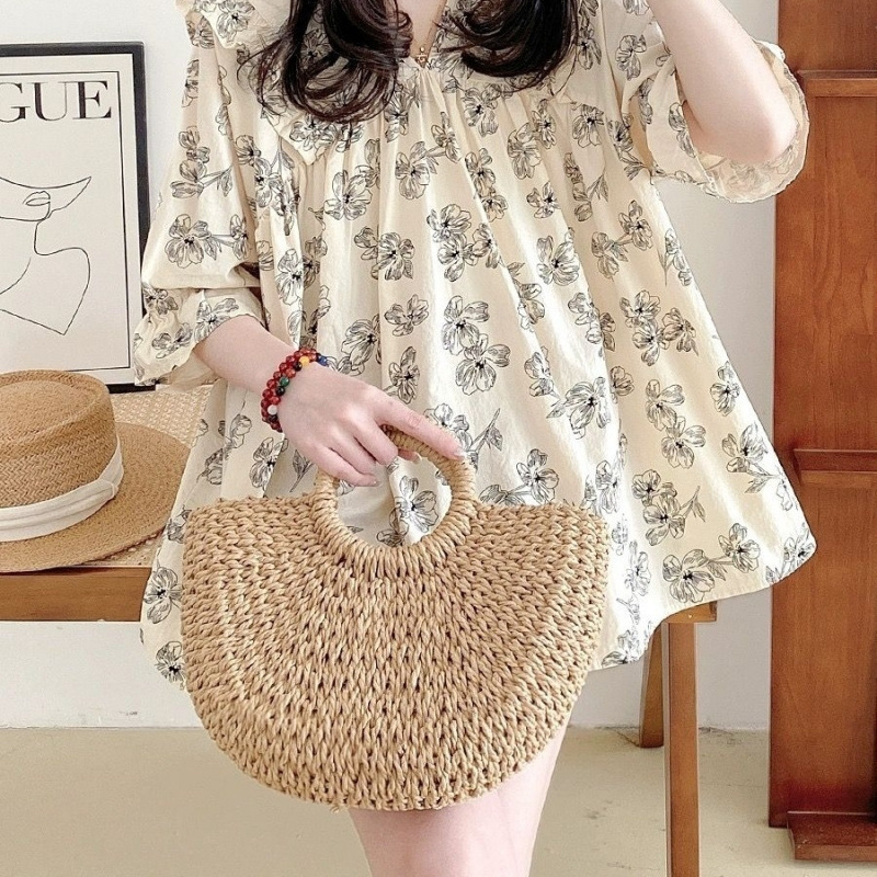 2026 New Summer Sweet Korean Style French V-Neck Loose Youthful Ruffled Lantern Puff Floral Shirt