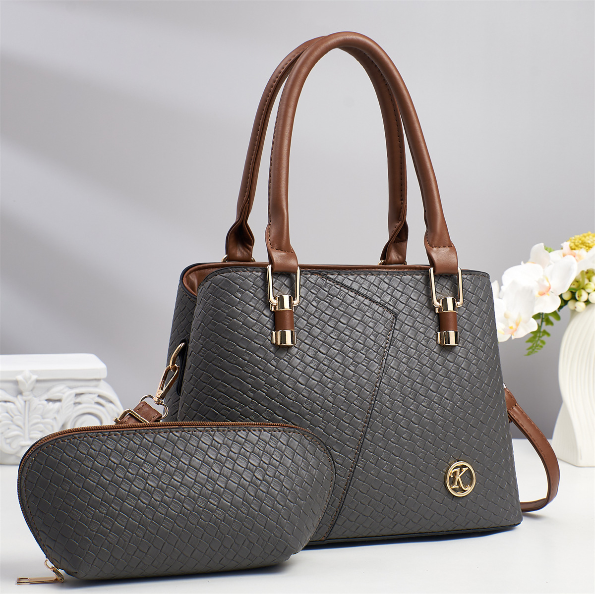 2025 nuevo bolso de mujer portátil transfronterizo de gran capacidad moda cuero brillante patrón de serpiente costura bolso de un solo hombro