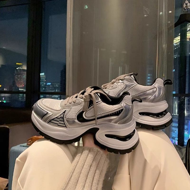 Grape Mom El mismo estilo de moda de verano con cordones, zapatos deportivos casuales, malla transpirable, suela gruesa, zapatos de papá altos, mujeres