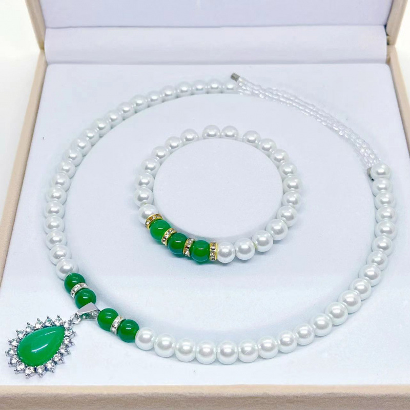 Live stream imitation pearl round bead necklace with shell pearls and rhinestones, mother's jewelry set, green chalcedony, Mother's Day gift