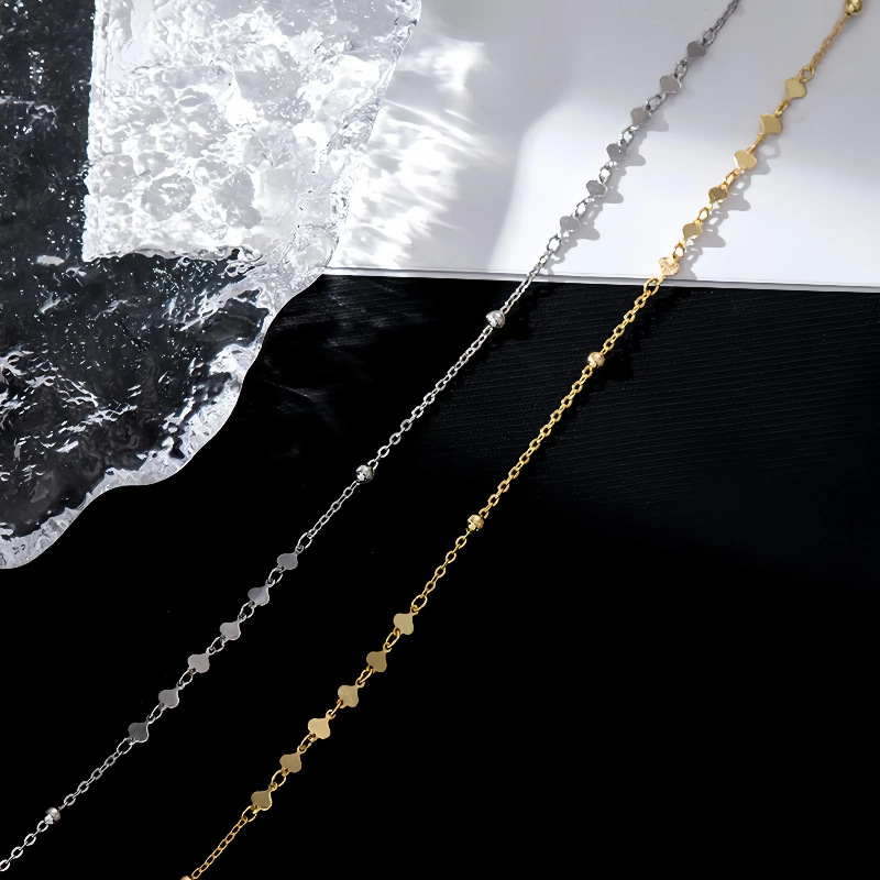 S925 plata de ley chapada en oro 16K lentejuelas de amor, tobillera, cuentas de mujer, viento frío, diseño de nicho, temperamento, accesorios para pies de todo fósforo