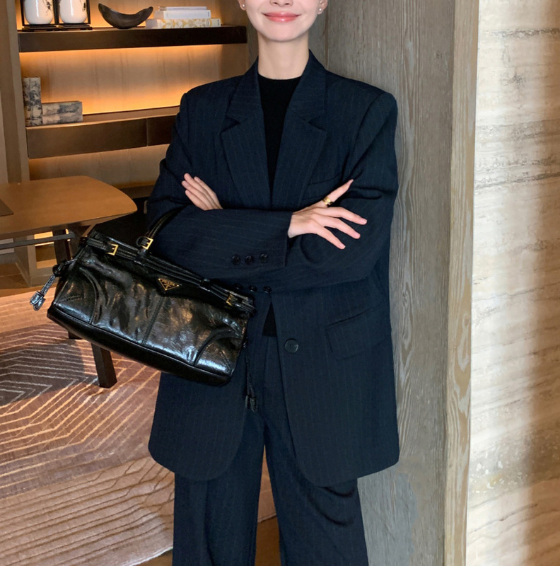 预售藏蓝色条纹西装外套女2025春秋新款休闲宽松女士西服|undefined