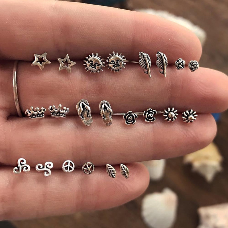 European Retro Style Men's Earrings With Celestial And Nature Motifs_voghion.com