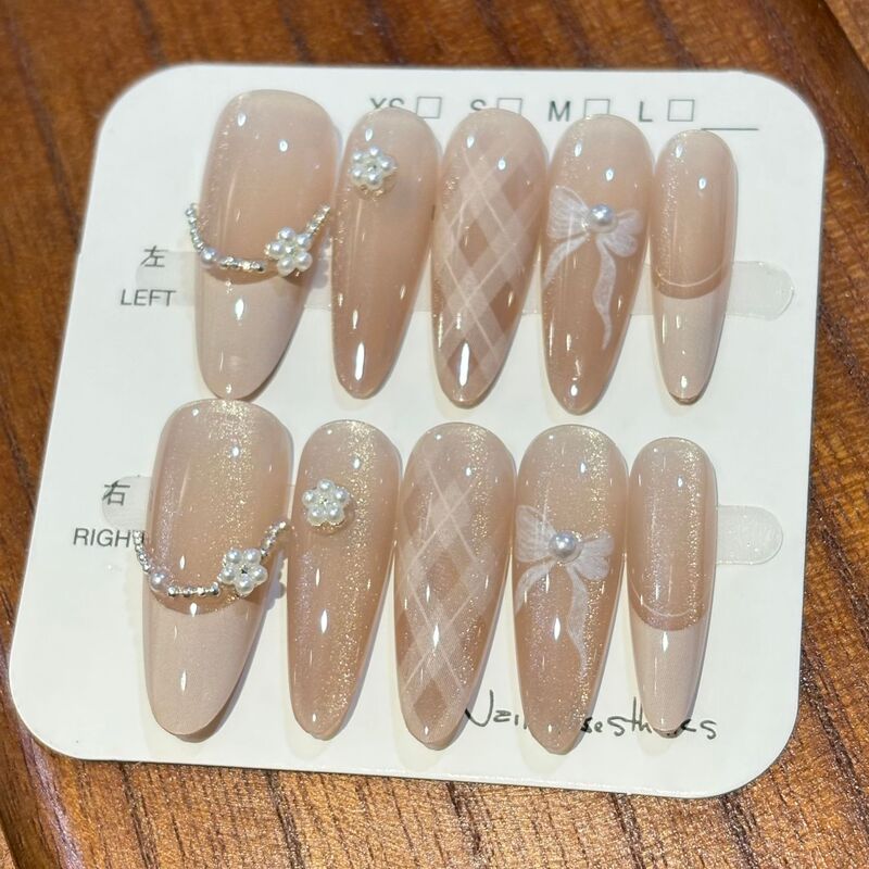 Real Shot of Handmade Cat-Eye French Almond Pearl Style Shiny Manicure Dopamine High-End Handmade Nails