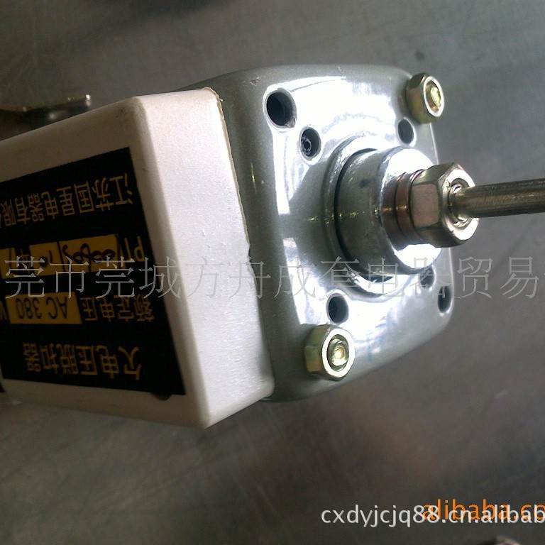 欠电压脱扣器QTW45-2000Z /QTW45-2000SZ欠电压延时脱扣器