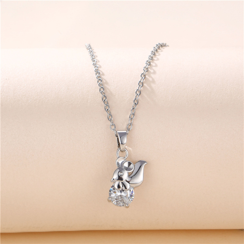 Cute Little Animal Short Diamond Pendant Jewelry Titanium Steel Squirrel Necklace display picture 2