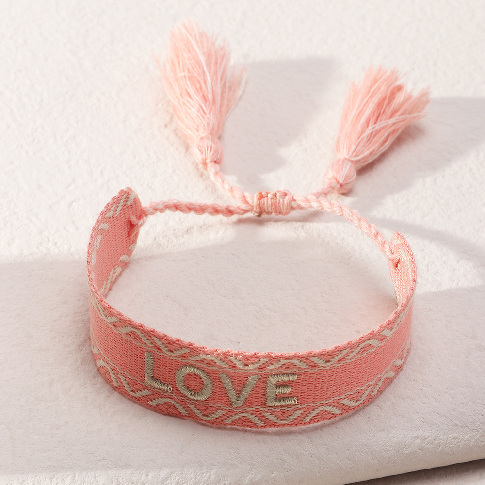 Tendance Ethnique Tissée À La Main Rétro Broderie Love Lettre Gland Main Corde Bracelet display picture 12