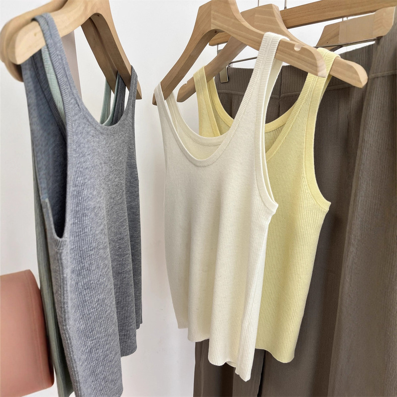 Shanghai Dan Nong Flagship Store/Merino Wool Knitted Vest for Women, New Spring and Autumn Style, Can Be Worn Outside or as an Inner Layer with a Camisole