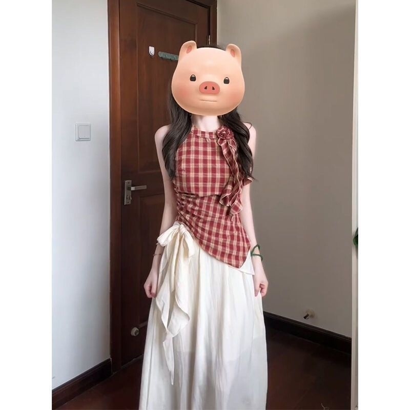 French Retro Plaid Ruffled Halter Top Irregular Top Women's Summer High-Waisted Tie-Up Skirt Two-Piece Set French Retro Plaid Ruffled Halter Top Irregular Top Women's Summer High-Waisted Tie-Up Skirt Two-Piece Set