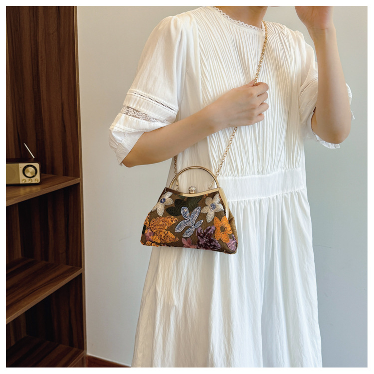 330g Weight Polyester Lining Material Women's PVC Cloth Printing Flower Elegant Shell Lock Clasp Evening Bag