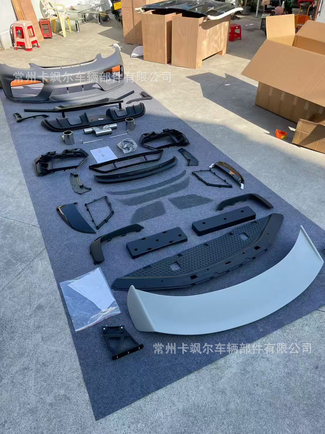 Suitable for Porsche 718 (982) Modified Gt4 Rs Body Kit