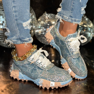 ���Q�����¿�W��վ��ɏ��ˮ��ϵ�ЬŮ�r��С���W��͸���a��Ь