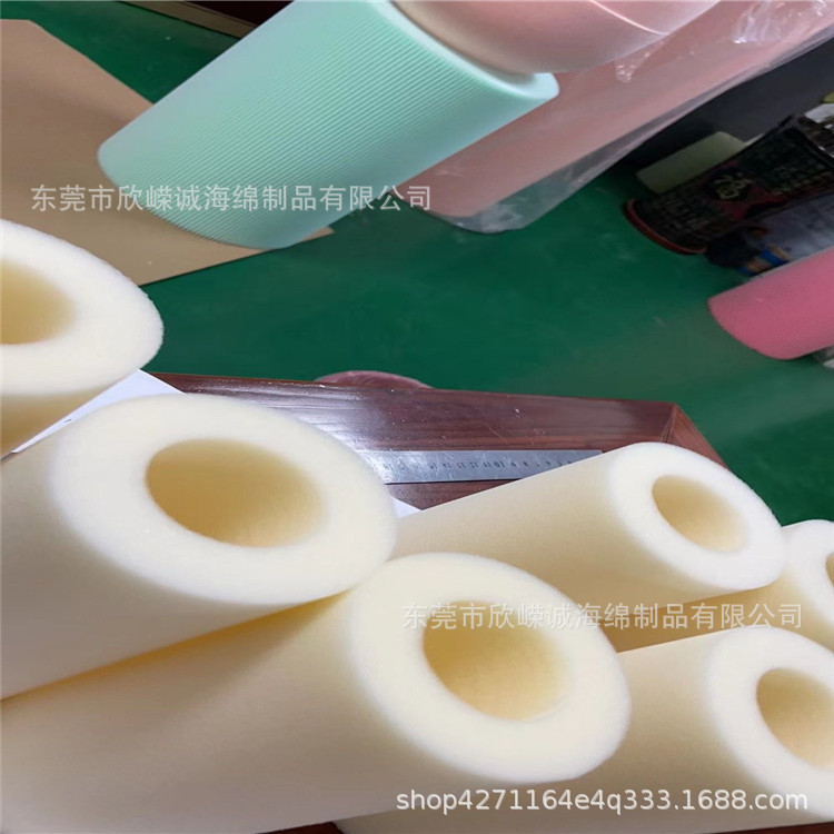 Hollow cleaning sponge cylindrical dishwasher internal cleaning oil-absorbing cotton column special-shaped oil-absorbing foam column supply
