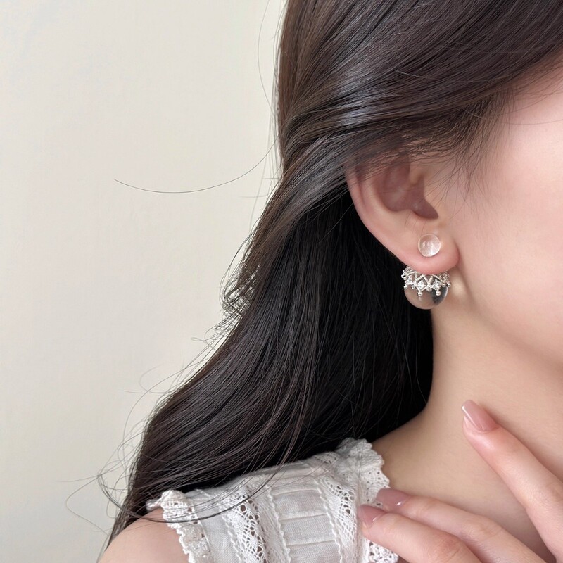 前后两戴皇冠圆球耳环女耳饰轻奢高级感2025新款爆款耳钉小众独特|undefined