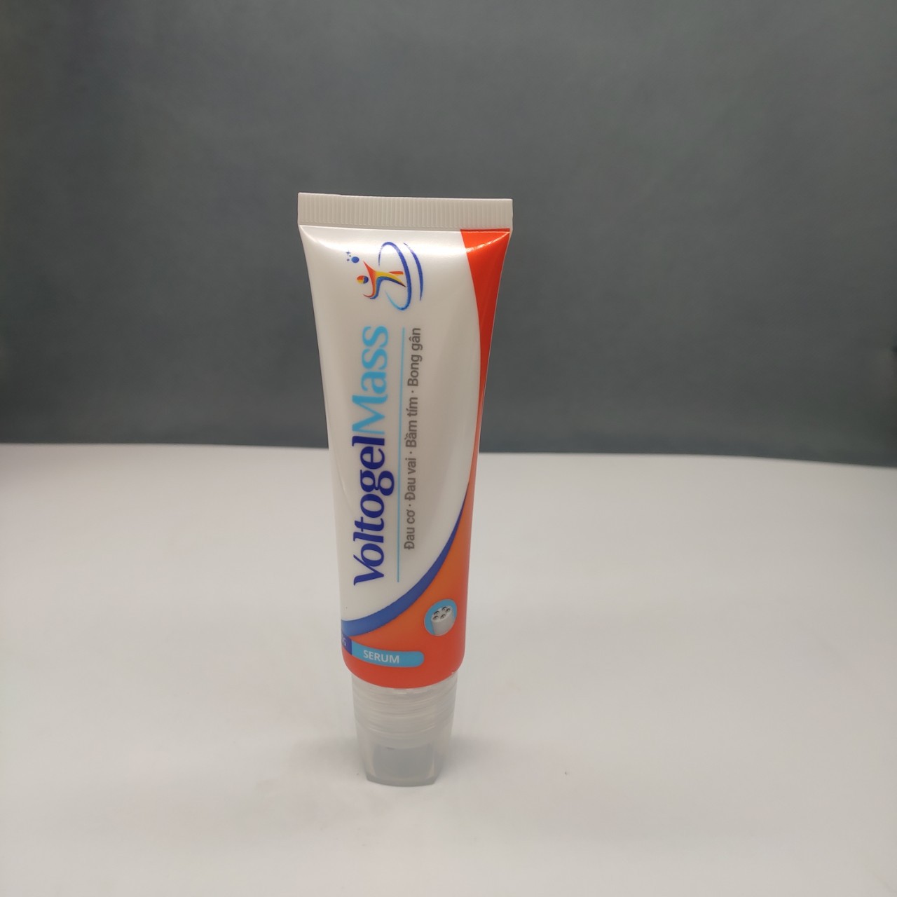 pe滚珠防晒化妆品圆形旋盖瘦腰洗面奶按摩乳液管