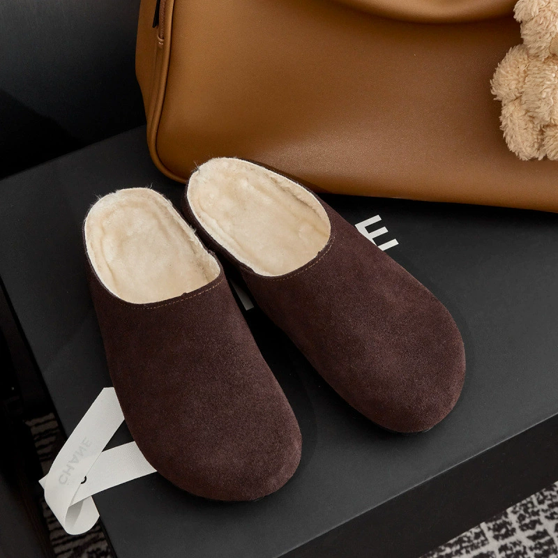 Добавить Magnolia Shoes 2024 autumn and winter new French retro lazy people to kick Muelja cotton baao -headed half -dragging cotton shoes