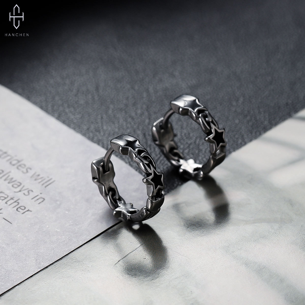 Five-Pointed Star Earrings for Men, Fashionable Retro Design, Cool Style, Personalized Earrings for Women, High-End Versatile Jewelry Wholesale