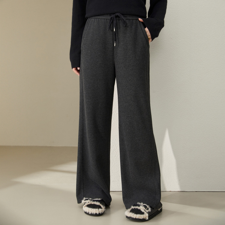 дымчатый серый