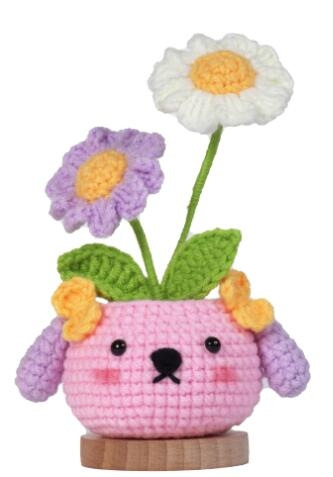 Wood chip potted plant (small daisy)