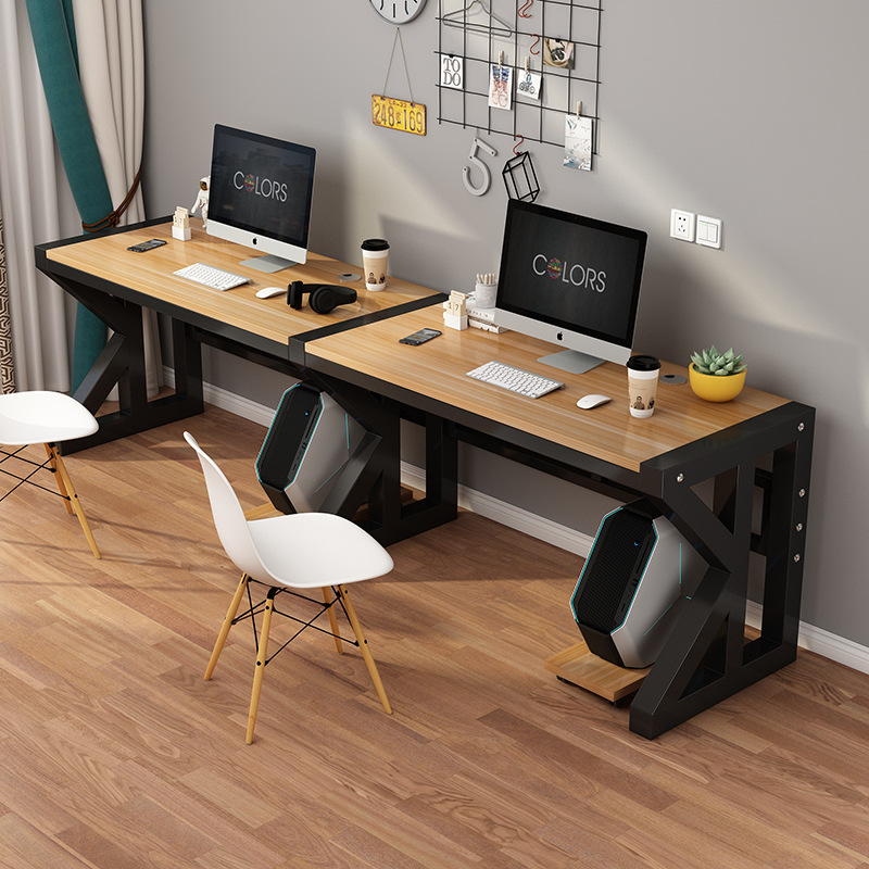 Walnut Black Frame Plate E1