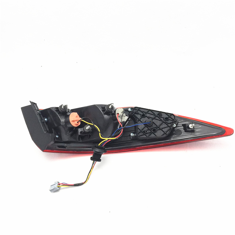 Suitable for 15-20 year Ford Forex rear tail light assembly rear headlight left and right reversing lights brake lampshade