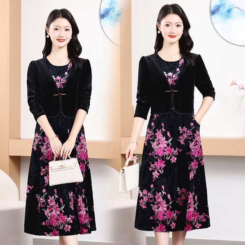 Mom's Summer Fashion Chiffon Cheongsam Dress for Middle-Aged Women Aged 40 and 50, Elegant and Noble Summer Dress That Covers the Belly