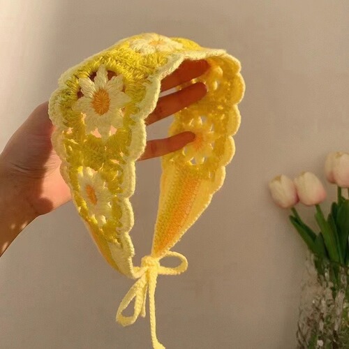 French Retro Knit Handmade Bold Girl Triangle Scarf Outing Sweet Cute Crochet Bohemian Style Head Scarf Women Hair Band Trendy