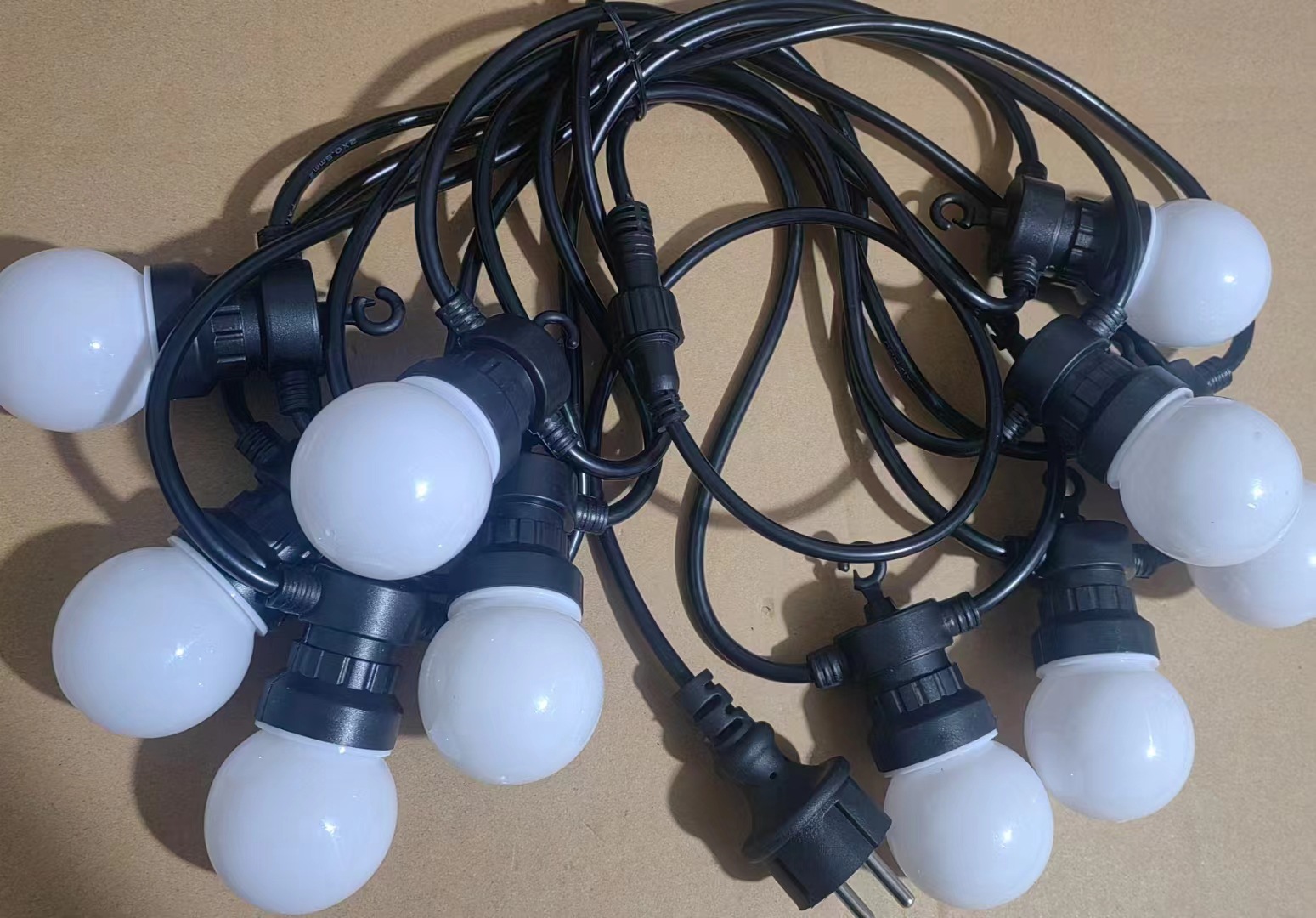 따뜻한 오팔 껍질