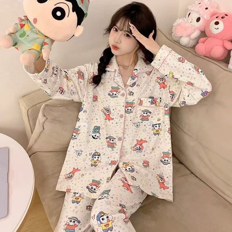 Al por mayor transfronterizo otoño y invierno punto de onda KT gato calentamiento pijama de lana de manga larga mujer dulce lindo dibujo animado conjunto de ropa para el hogar