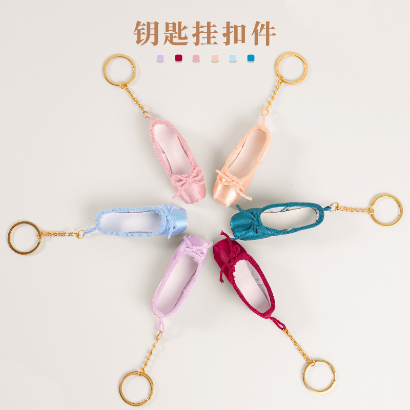 Nuevo hecho a mano ballet danza zapatos puntiagudos pequeña joyería mini zapatos de satén llavero joyería en caja