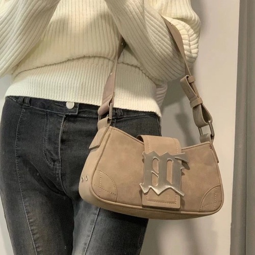 2024 New Internet Celebrity Hot Girl Underarm Bag Niche Design Retro Suede Bag Shoulder Baguette Bag Handbag Bag for Women