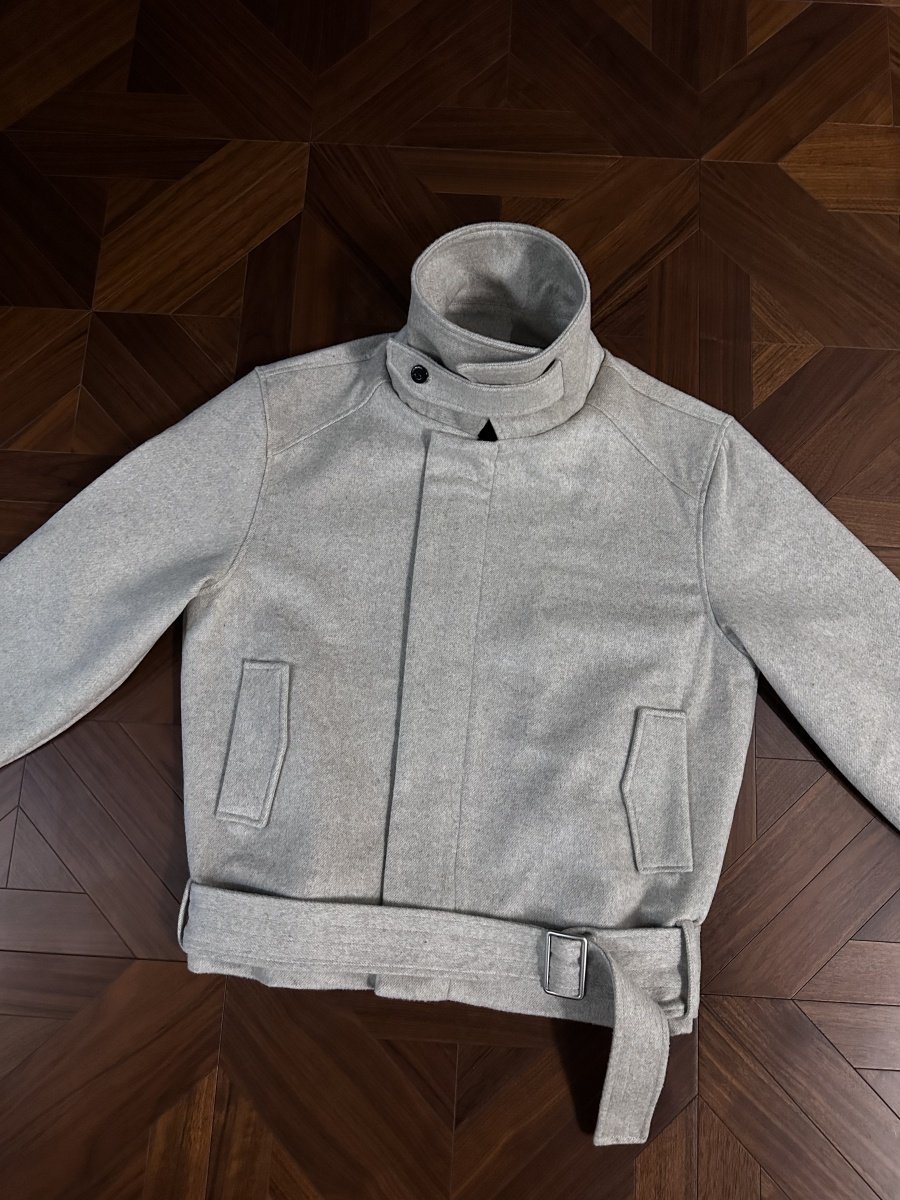 Wolljacke mit dekonstruierten Schultern und Trägern, dickes, warmes Garn mit Blumenmuster, Wollmantel mit Revers, stilvolles Oberteil_voghion.com