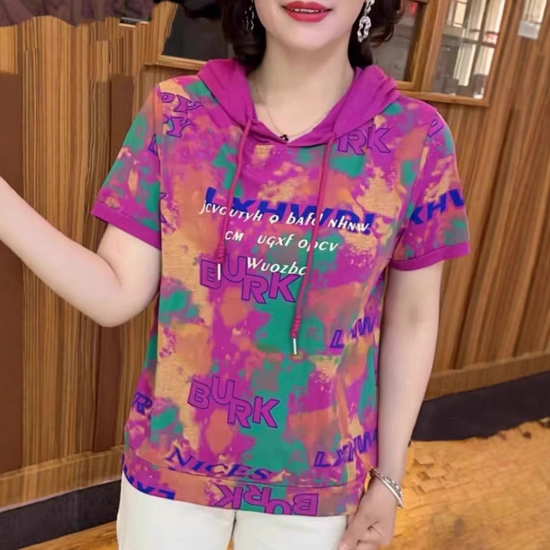 2025 New Summer Style Fashionable and Versatile Slimming Look and Age-Reducing Short-Sleeved T-Shirt Tops for Women and Mothers Hooded Shirts
