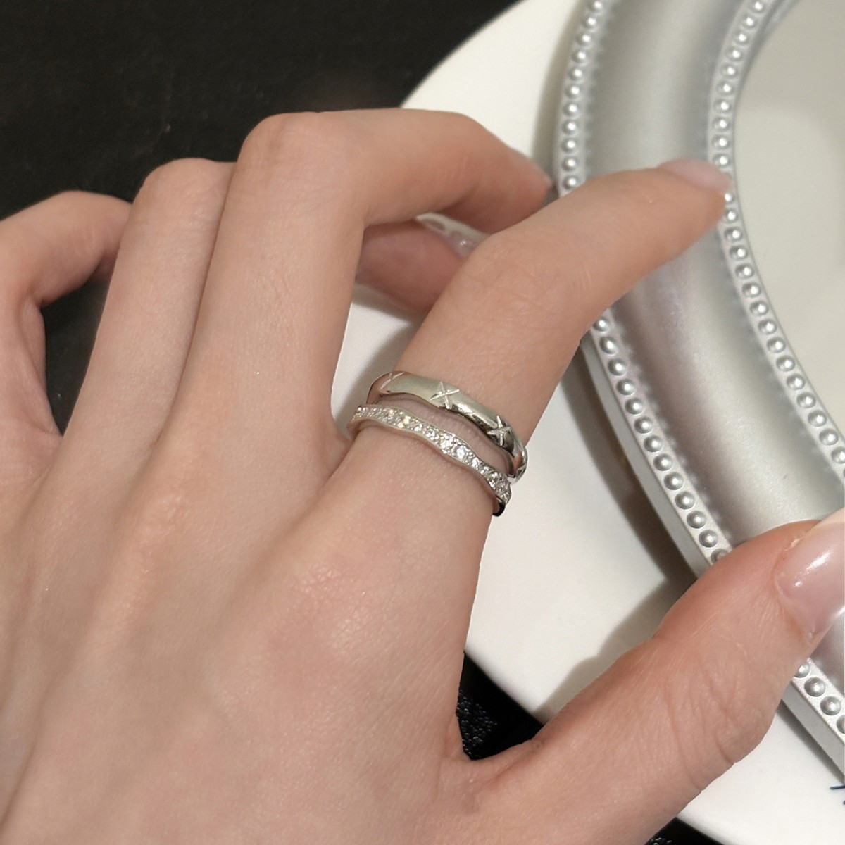 Multi-Layer Stacked Rings For Women Wave Inlaid Diamond Star Design Sense Ring Niche Light Luxury Ins Versatile_voghion.com