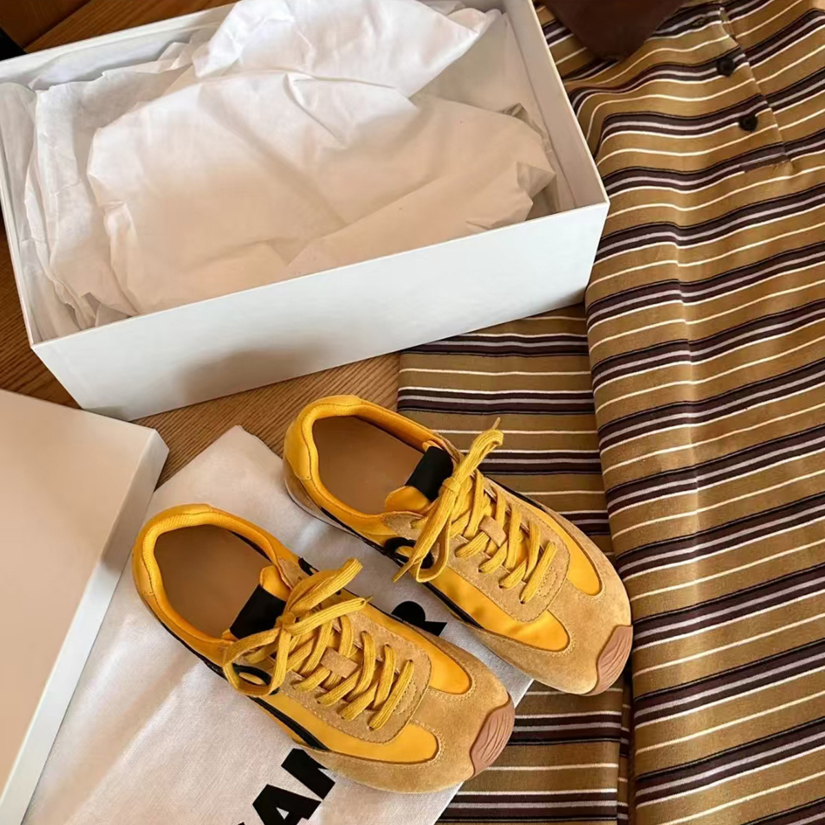 La marea no es sur ~ Nuevo súper fuego Forrest Gump zapatos de entrenamiento alemán con cordones para mujer zapatos deportivos casuales de moda retro para mujer